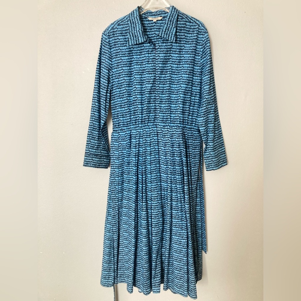 Tucker Large Shirt Dress 100% Silk Blue Print Zip Bodice with Belt